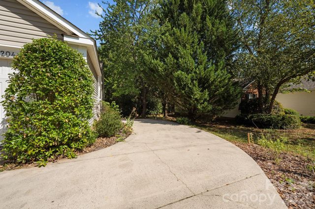 5204 Ashie Avenue, Matthews, NC 28104