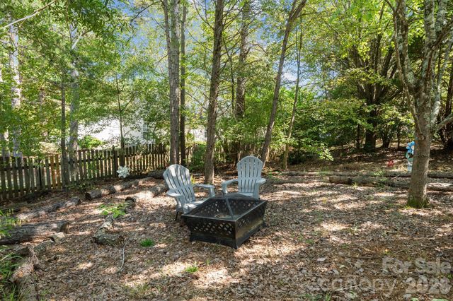 5204 Ashie Avenue, Matthews, NC 28104