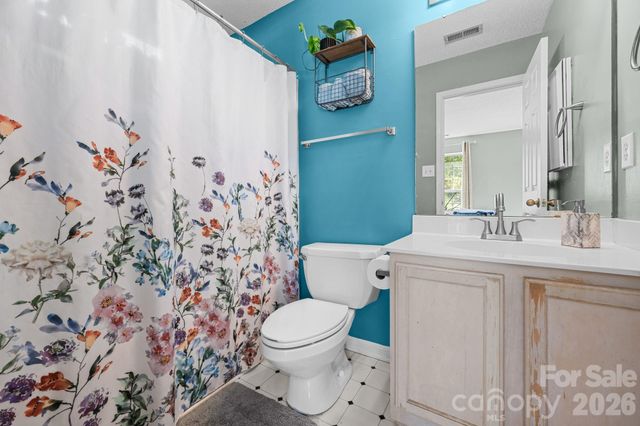 5204 Ashie Avenue, Matthews, NC 28104