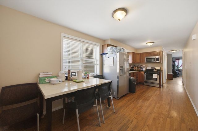 3262 N Elston Avenue, Chicago, IL 60618