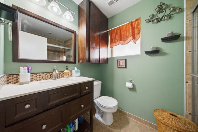3262 N Elston Avenue, Chicago, IL 60618