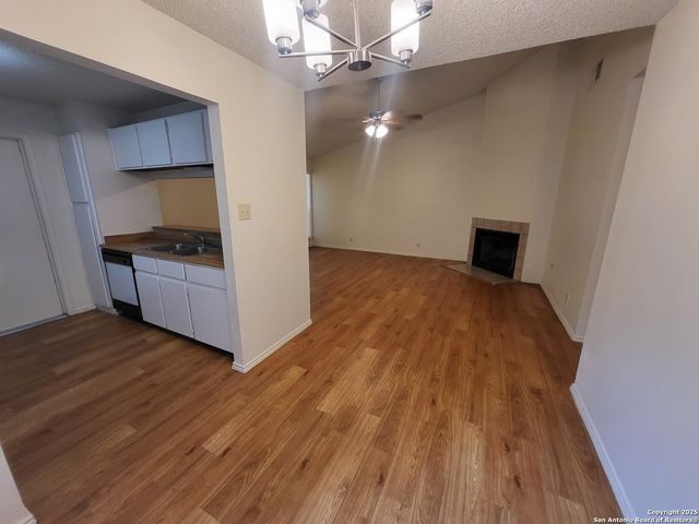 5606 Rose Dawn, San Antonio, TX 78250