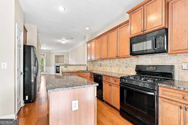 217 16th Street NW 6, Atlanta, GA 30363