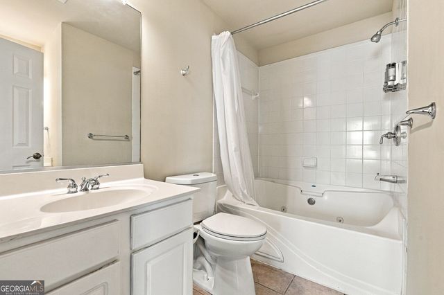 217 16th Street NW 6, Atlanta, GA 30363