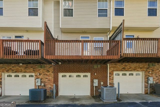 217 16th Street NW 6, Atlanta, GA 30363