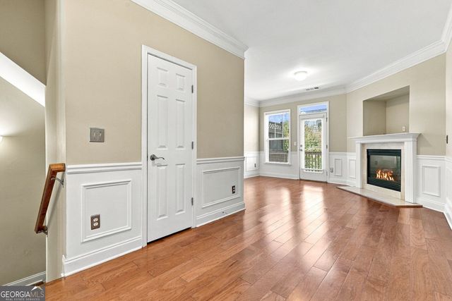 217 16th Street NW 6, Atlanta, GA 30363