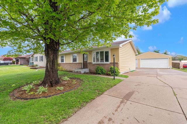 603 12th Avenue, Hampton, IL 61256