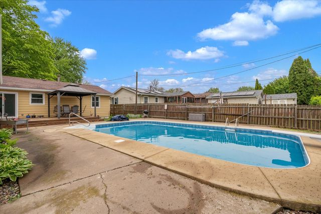 603 12th Avenue, Hampton, IL 61256