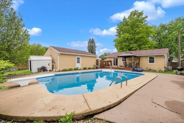 603 12th Avenue, Hampton, IL 61256