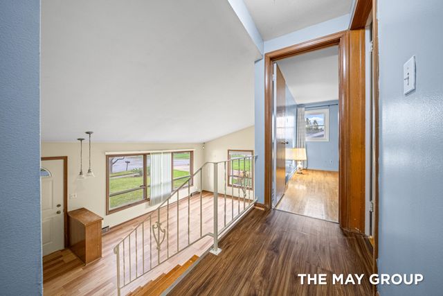 5366 Effingham Drive Se, City Of Kentwood, MI 49508
