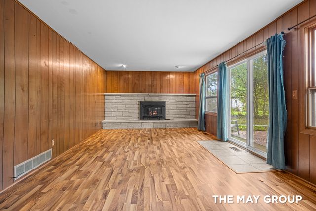 5366 Effingham Drive Se, City Of Kentwood, MI 49508