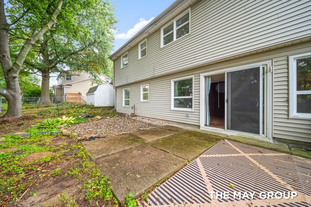 5366 Effingham Drive Se, City Of Kentwood, MI 49508