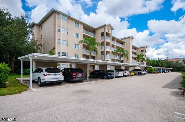 4040 Durango CT 207, Estero, FL 33928