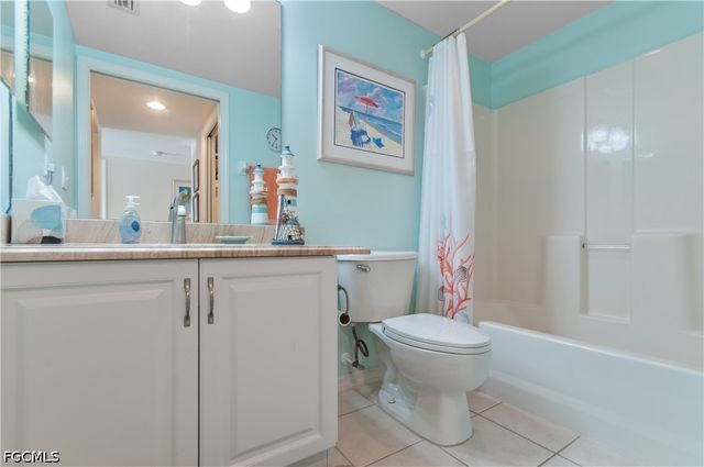 4040 Durango CT 207, Estero, FL 33928