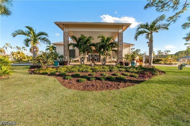 4040 Durango CT 207, Estero, FL 33928