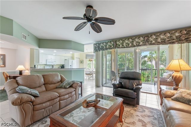 4040 Durango CT 207, Estero, FL 33928