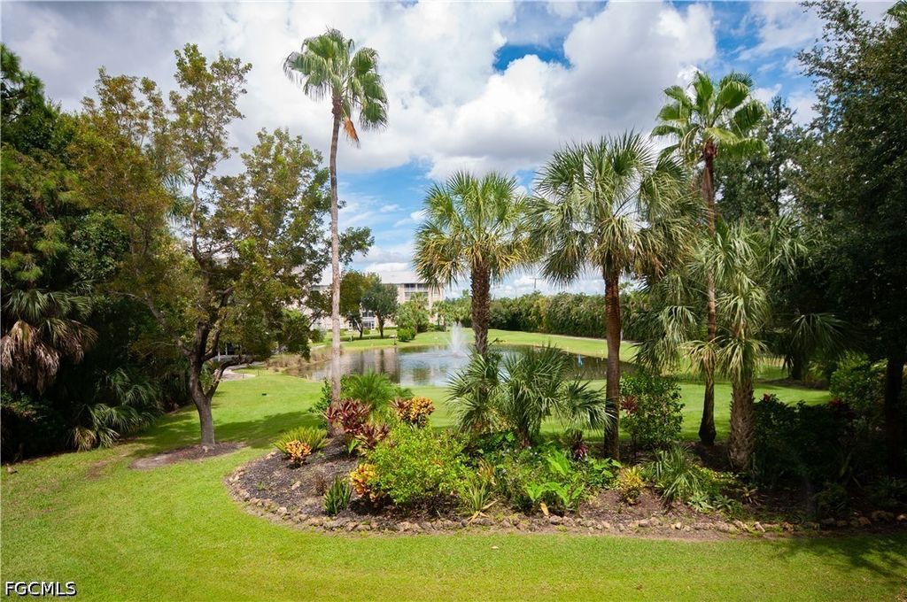 4040 Durango CT 207, Estero, FL 33928