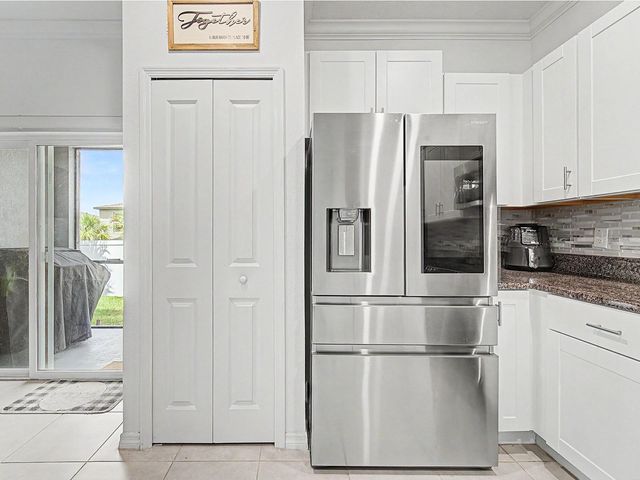 36507 CAMP FIRE TERRACE, Zephyrhills, FL 33541