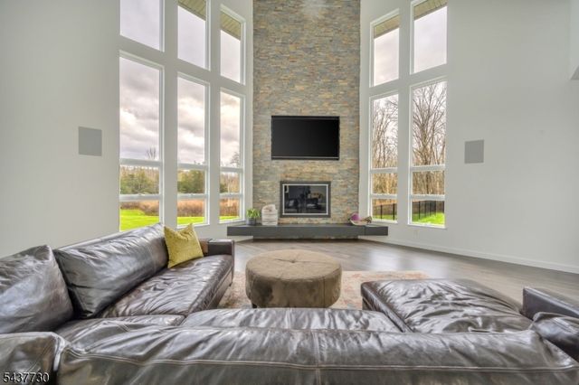 46 Benham Way, Sparta Twp., NJ 07871