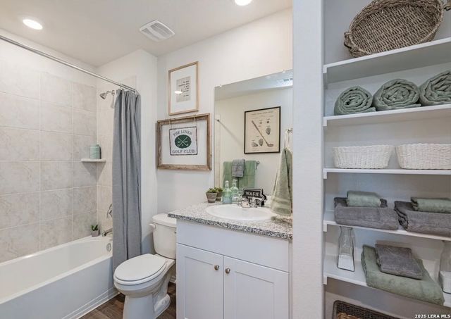 4523 Bontebok, Converse, TX 78109