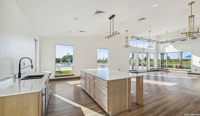 4523 Bontebok, Converse, TX 78109