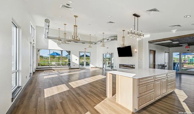 4523 Bontebok, Converse, TX 78109