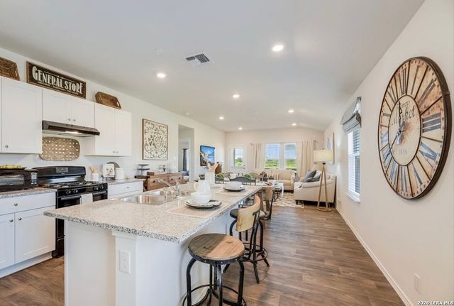 4523 Bontebok, Converse, TX 78109