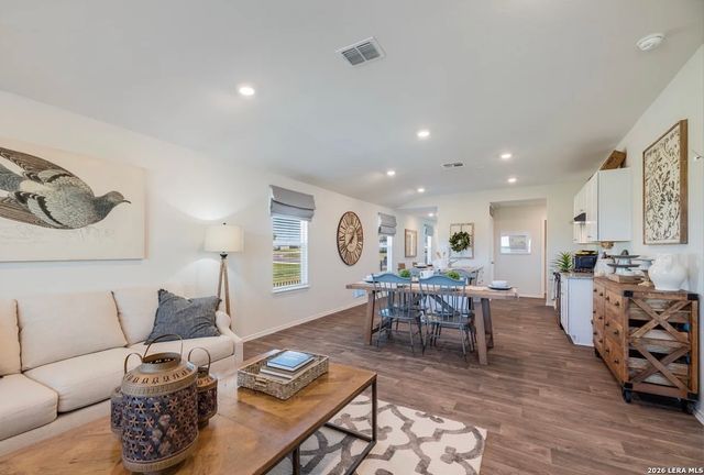 4523 Bontebok, Converse, TX 78109