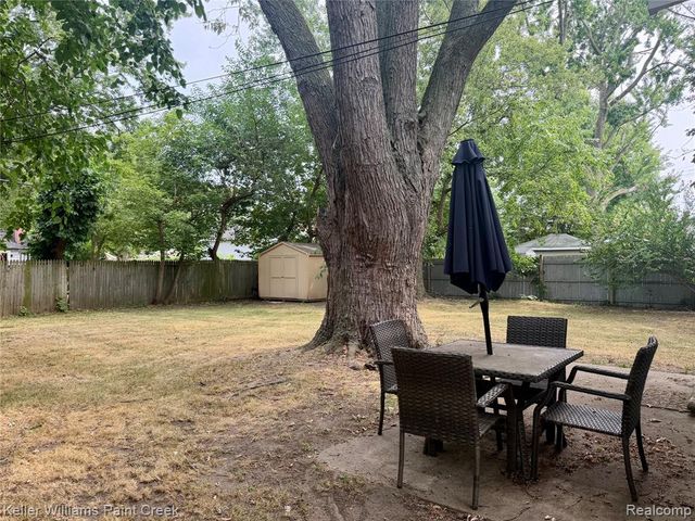 21628 Colgate Street, Farmington, MI 48336