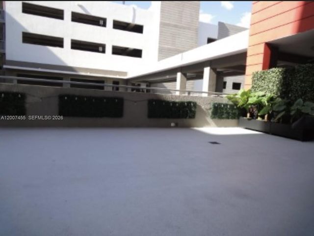 7825 NW 107th Ave 221, Doral, FL 33178