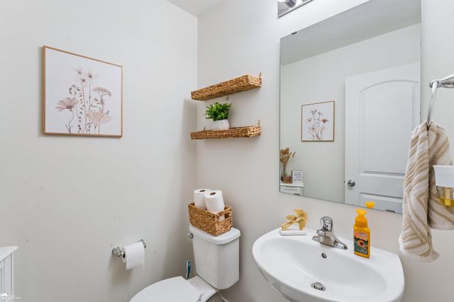 820 Strauss Court, Greenville, MI 48838