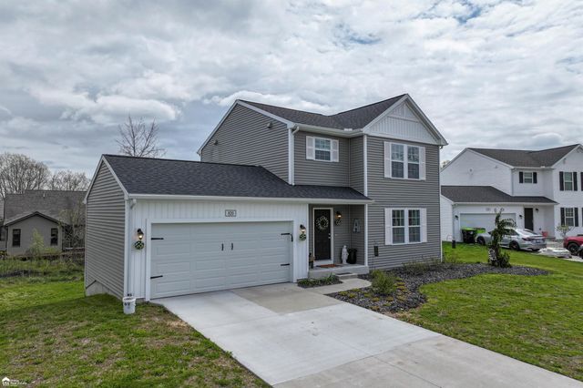 820 Strauss Court, Greenville, MI 48838