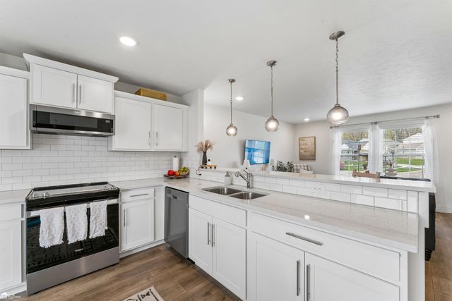820 Strauss Court, Greenville, MI 48838