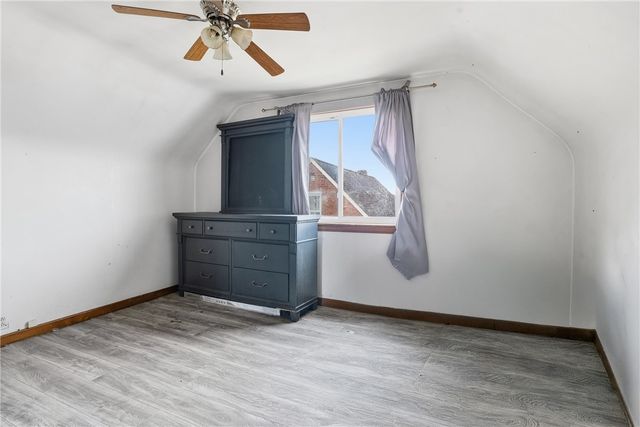 1803 Iowa Ave, West Mifflin, PA 15122