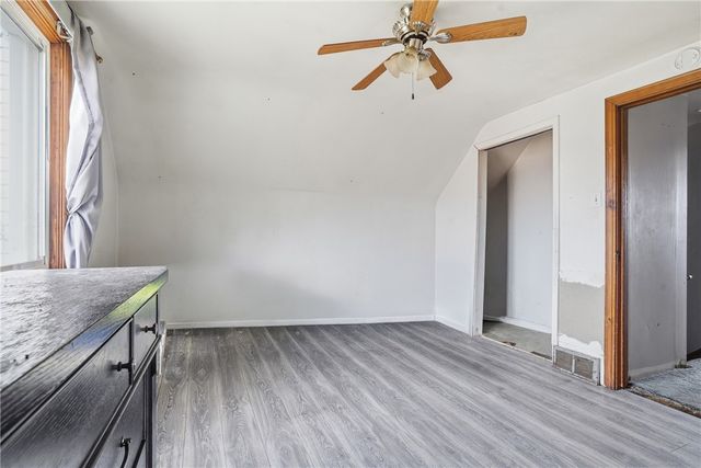 1803 Iowa Ave, West Mifflin, PA 15122