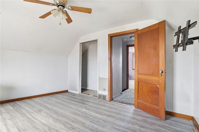 1803 Iowa Ave, West Mifflin, PA 15122