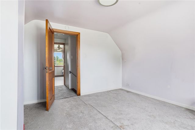 1803 Iowa Ave, West Mifflin, PA 15122