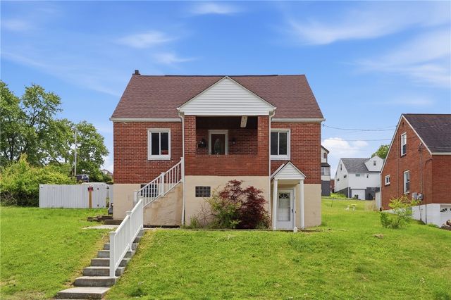 1803 Iowa Ave, West Mifflin, PA 15122
