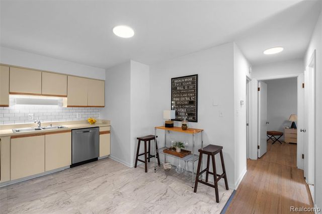 946 N Adams Road 2, Birmingham, MI 48009