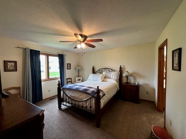 9205 Olmston Drive, Fort Wayne, IN 46825