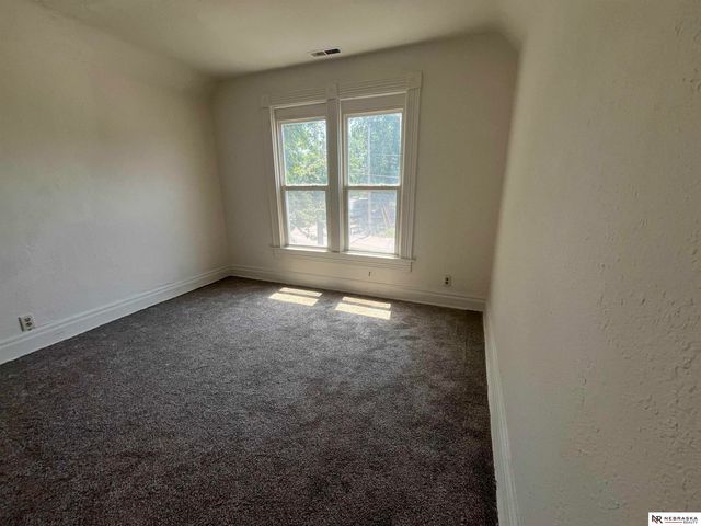608 Mill Street, Council Bluffs, IA 51503