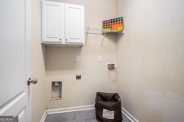 3745 PARK HILL Circle, Loganville, GA 30052