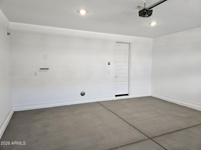 8310 E PRAIRIE Avenue, Mesa, AZ 85212