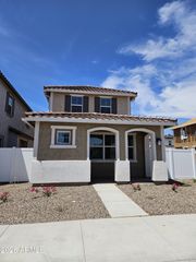 8310 E PRAIRIE Avenue, Mesa, AZ 85212