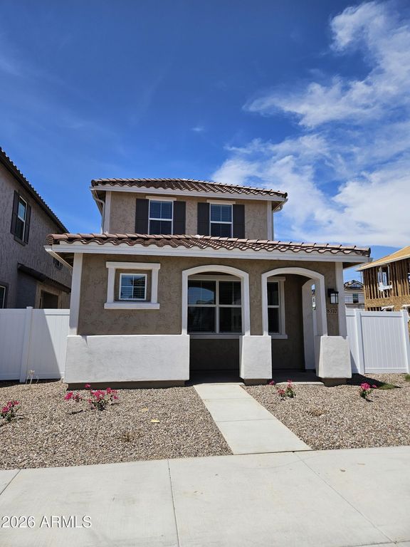 8310 E PRAIRIE Avenue, Mesa, AZ 85212