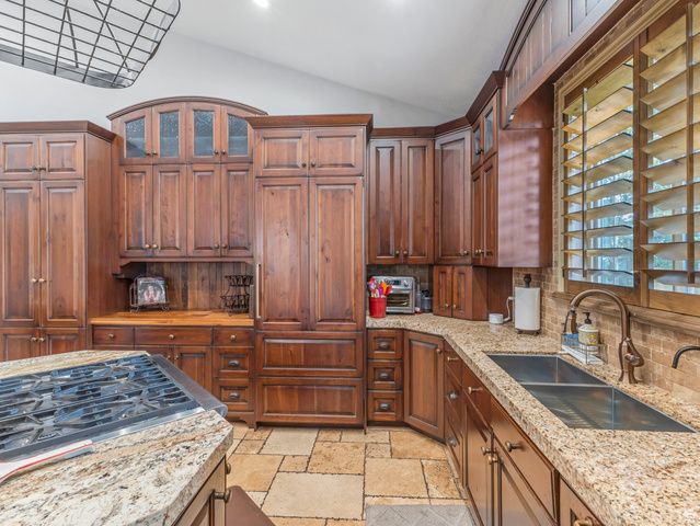 4460 S 2700 E, Holladay, UT 84124