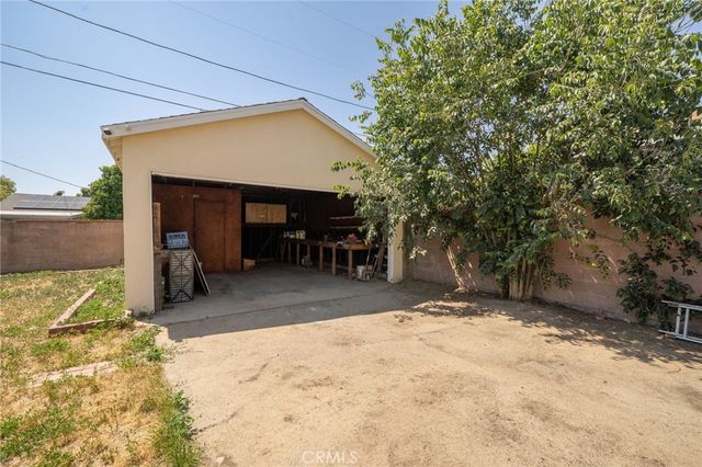 7057 Babcock, North Hollywood, CA 91605
