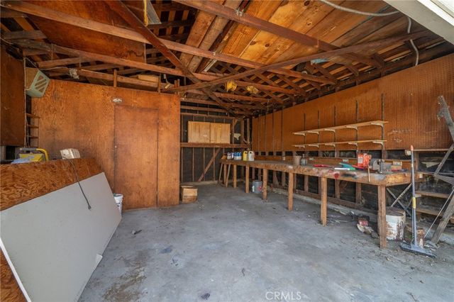 7057 Babcock, North Hollywood, CA 91605