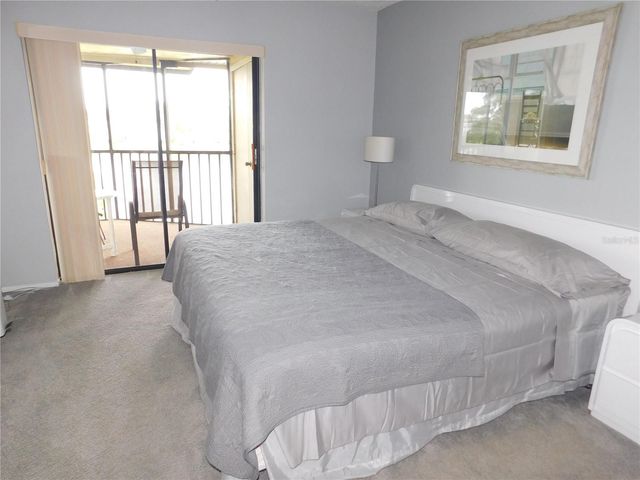 270 WOODLAKE WYNDE 270, Oldsmar, FL 34677