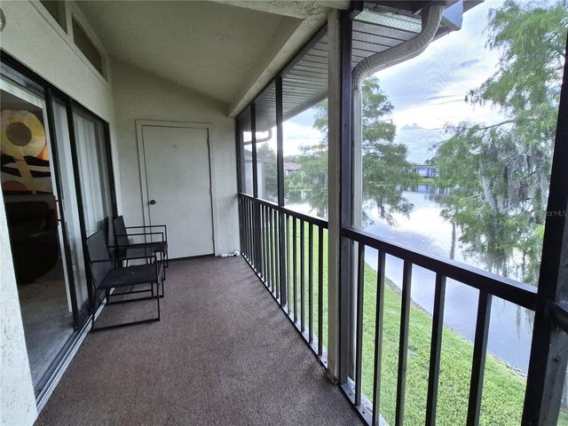 270 WOODLAKE WYNDE 270, Oldsmar, FL 34677